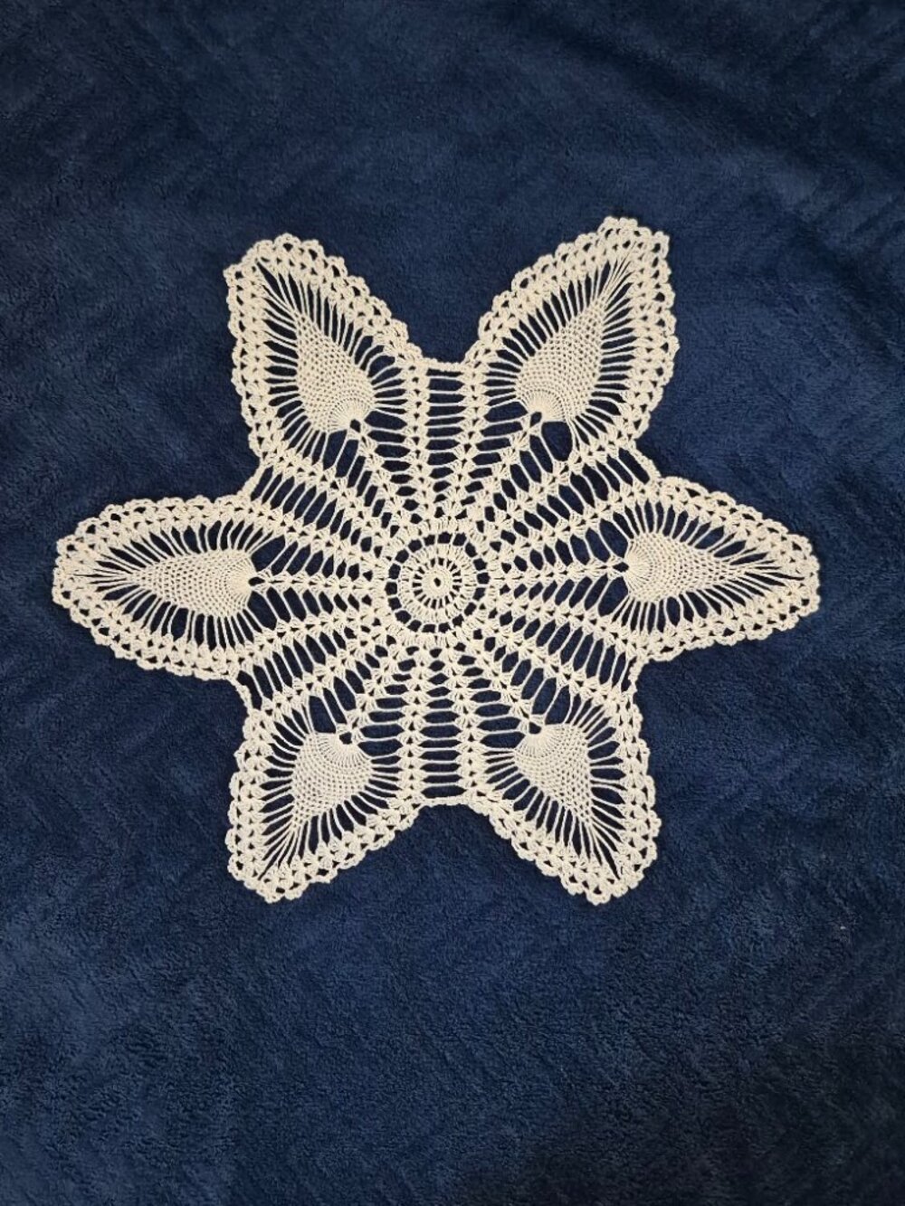 Handmade Star/Pineapple Design Doily (1980's)
